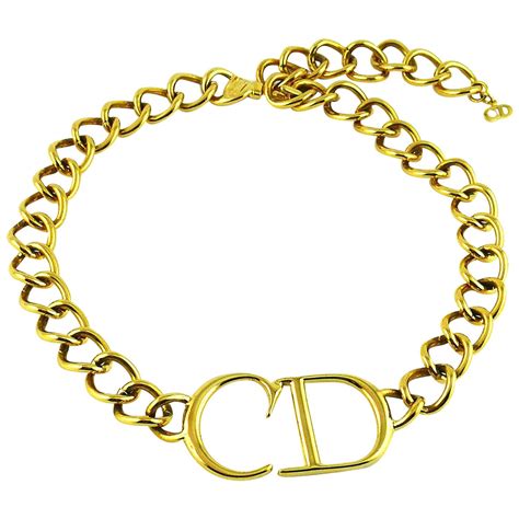 chirstian dior necklace